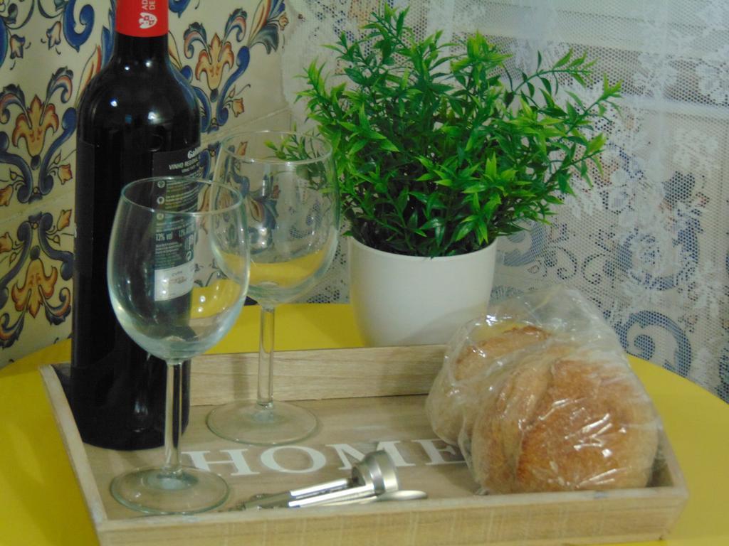 Santos Neighborhood Apartment Lisbon Bagian luar foto