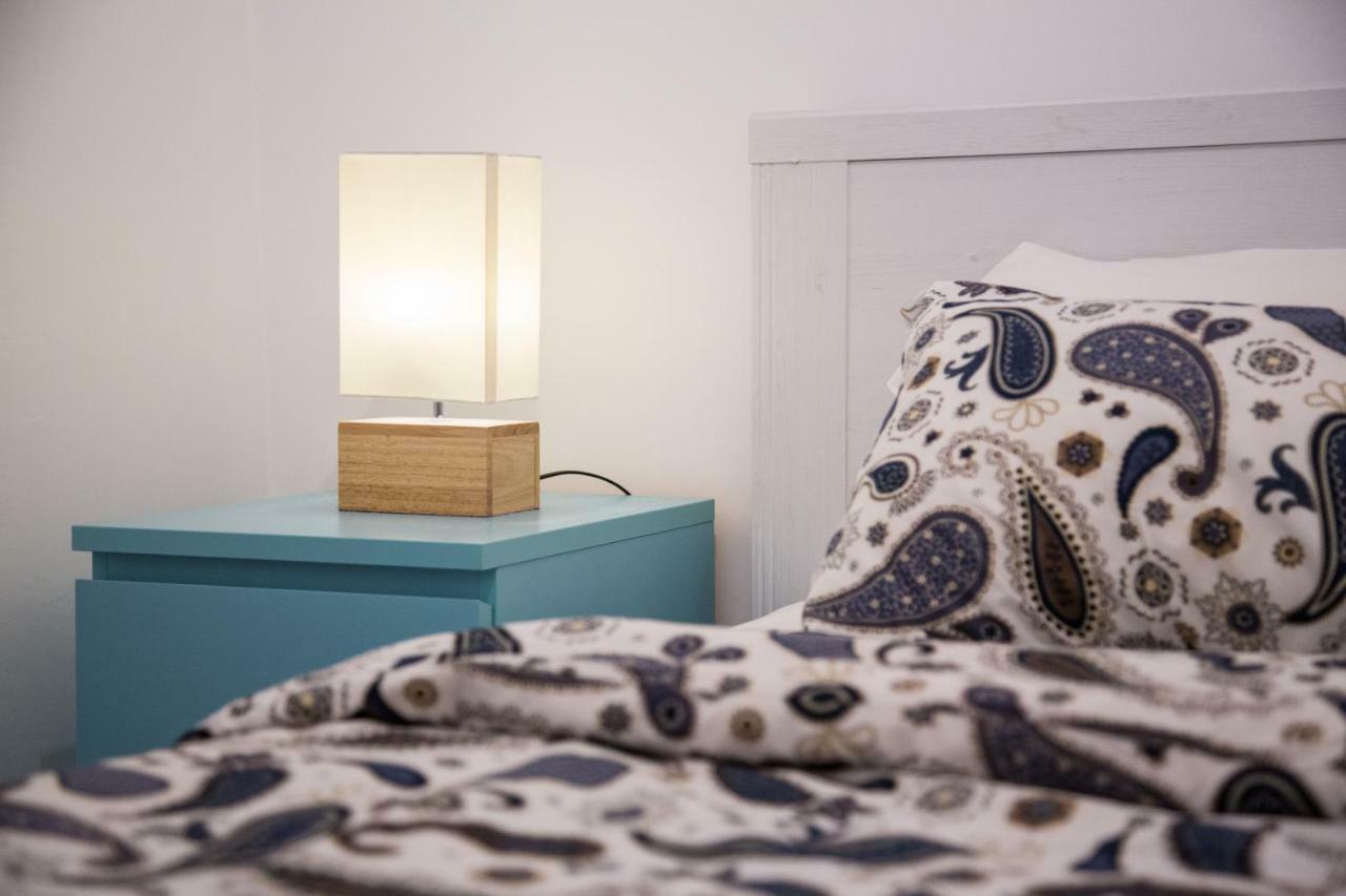 Santos Neighborhood Apartment Lisbon Bagian luar foto