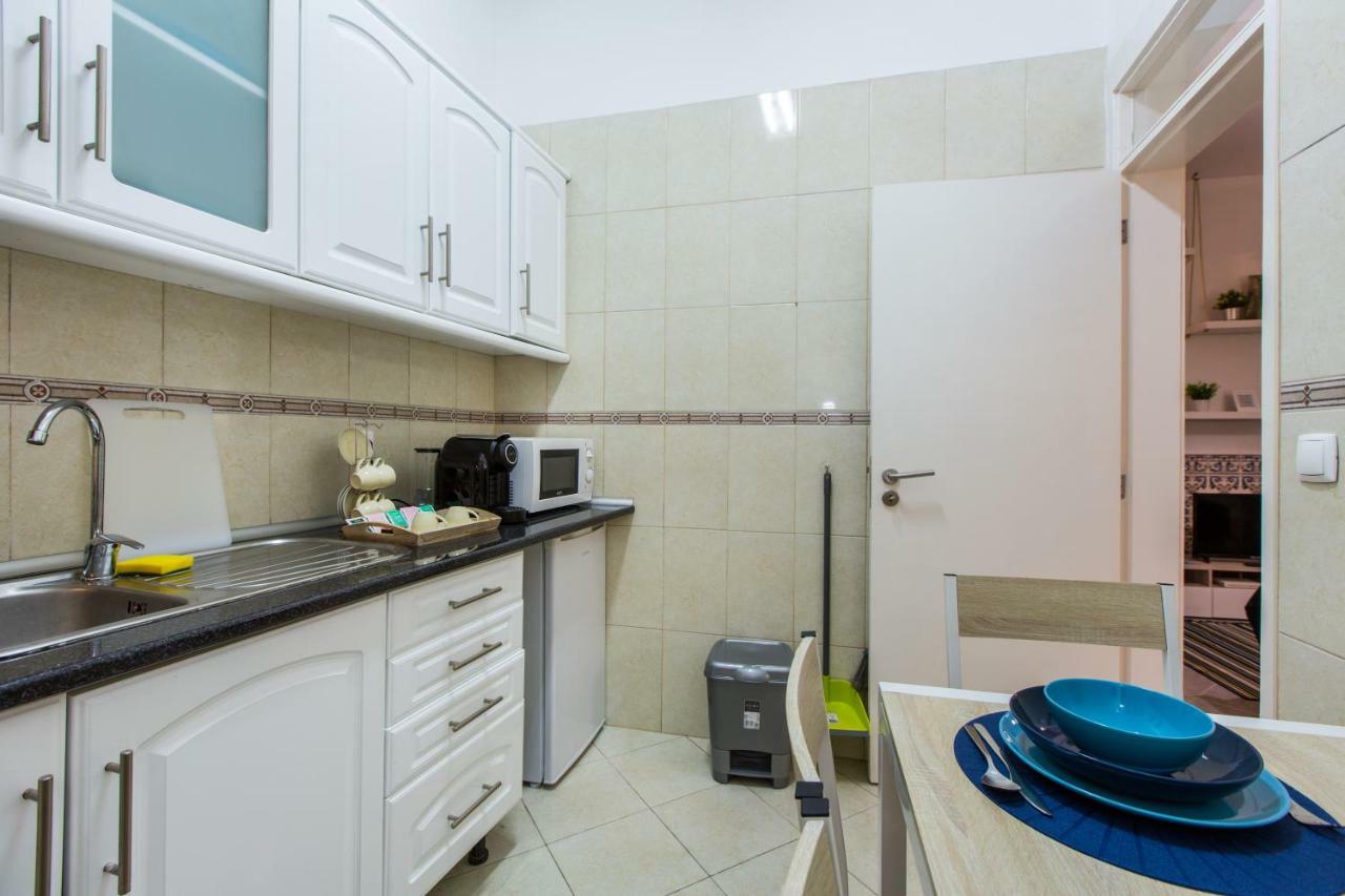 Santos Neighborhood Apartment Lisbon Bagian luar foto