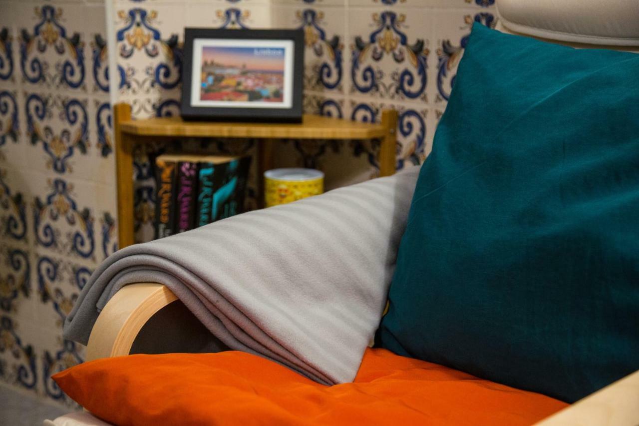 Santos Neighborhood Apartment Lisbon Bagian luar foto