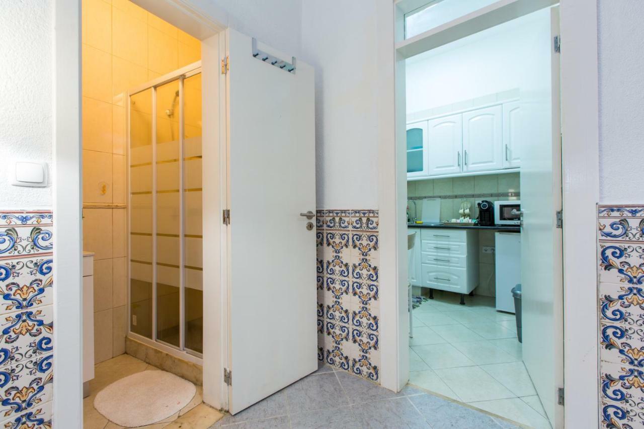 Santos Neighborhood Apartment Lisbon Bagian luar foto