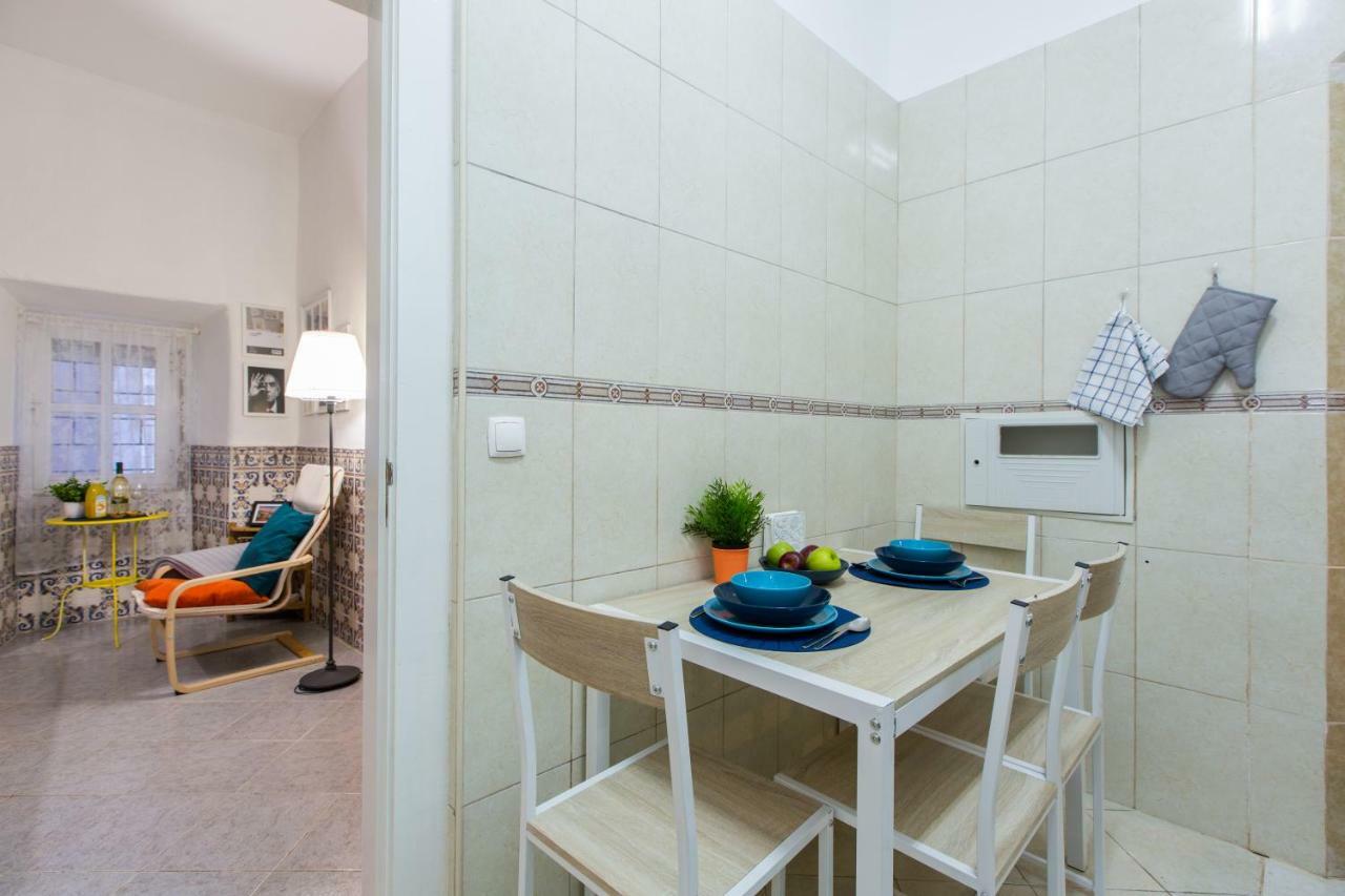 Santos Neighborhood Apartment Lisbon Bagian luar foto